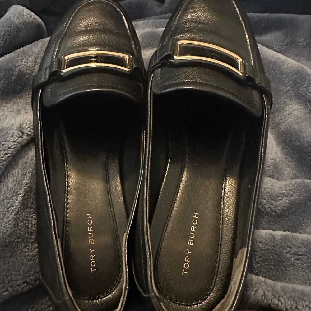 Tory Burch Black Leather Loafers with Gold-Tone Logo Buckle